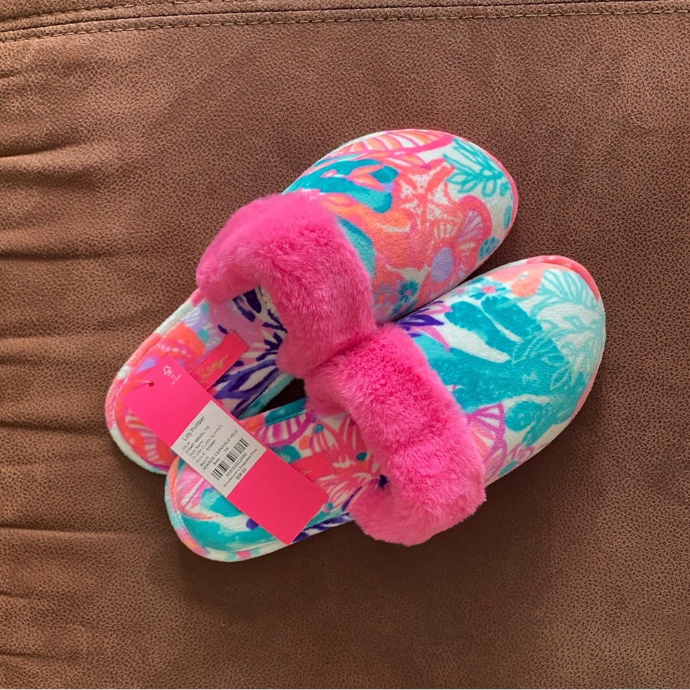 Lilly Pulitzer NWT Plush Clara Slippers in Seaside Carnival size 7/8